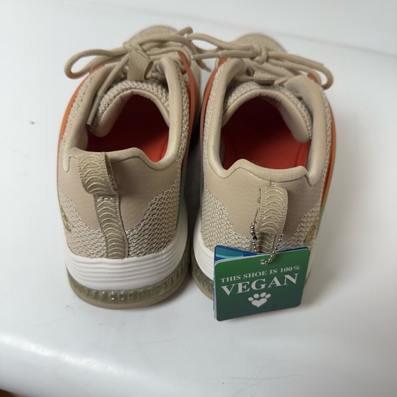 NWT Skechers Women's BOBS Gamma - Time Chase athletic shoes. - Picture 11 of 11